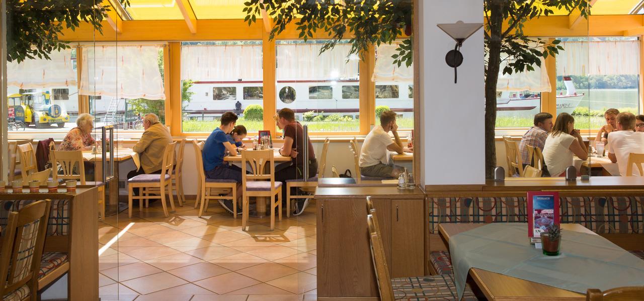 Untermuhl Gasthof - Landhotel Ernst מראה חיצוני תמונה